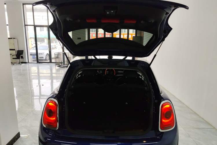 Used  MINI 2016 1.5T COOPER Avant-Garde
