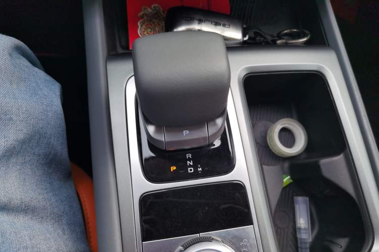 Used BAIC Off-Road BJ40 2024 2.0T All-New Urban Hunter Edition Chivalrous Style
