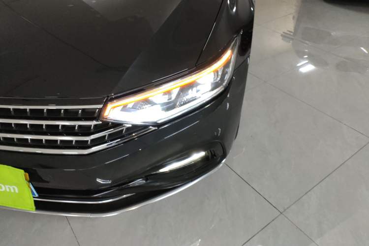 Used Volkswagen Magotan 2020 330TSI DSG Luxury Edition
