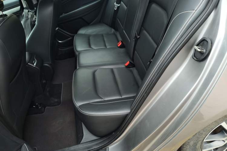 Used Geely Auto Emgrand 2019 Leading Edition 1.5L CVT Luxury Model China VI Standard