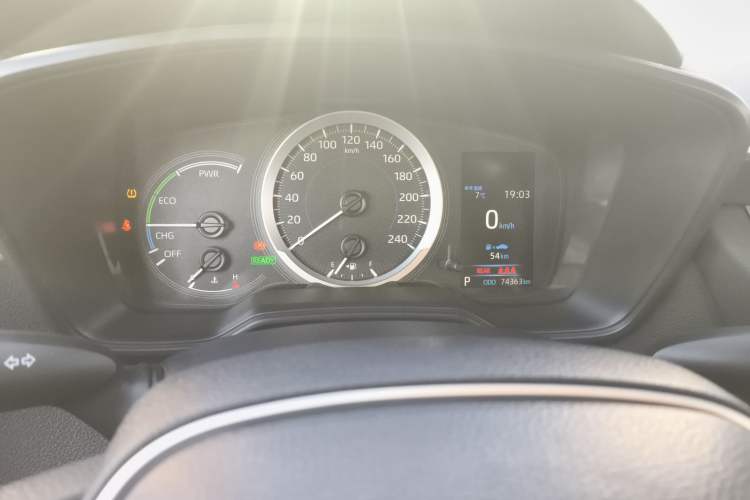 Used Toyota Levin 2021 Dual-Motor 1.8H E-CVT Leading Edition
