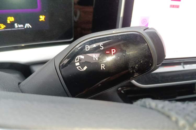 Used Volkswagen Passat 2025 Pro 380TSI Dragon Supreme Edition