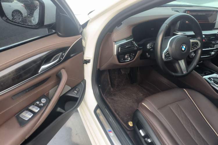 Used BMW 5 Series 2021 525Li M Sport Package
