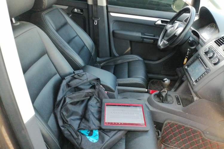 Used Volkswagen Touran 2013 1.4T Manual Fashion Edition 5 Seats
