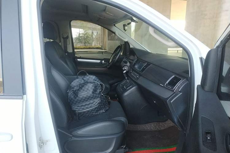 Used SAIC MAXUS G10 2019 Facelift PLUS 2.0T Automatic Elite Edition China VI
