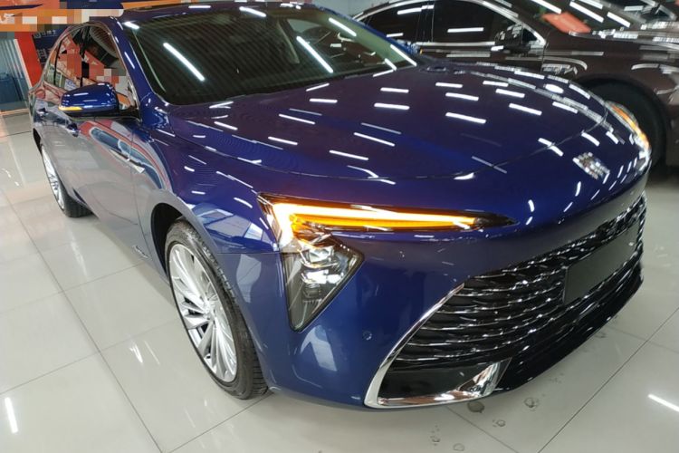 Used Buick LaCrosse 2025 Platinum Avia Edition
