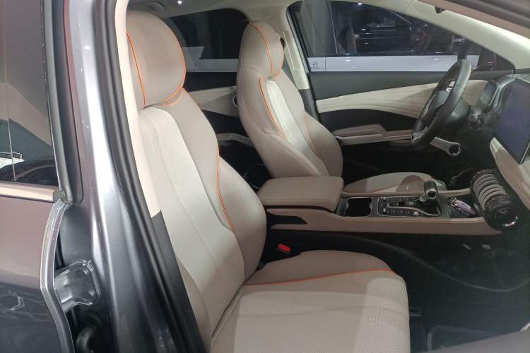 Used BYD Yuan PLUS 2024 Honor Edition 430KM Beyond Model
