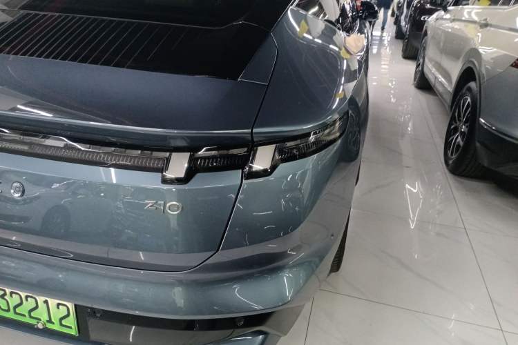 Used Lynk & Co Z10 2025 95 kWh 702 km All-Wheel Drive Intelligent Driving Ultra
