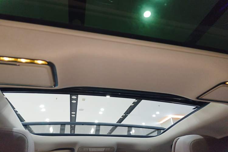 Used Mercedes-Benz E-Class 2023 Updated E 300 L Fashion Edition
