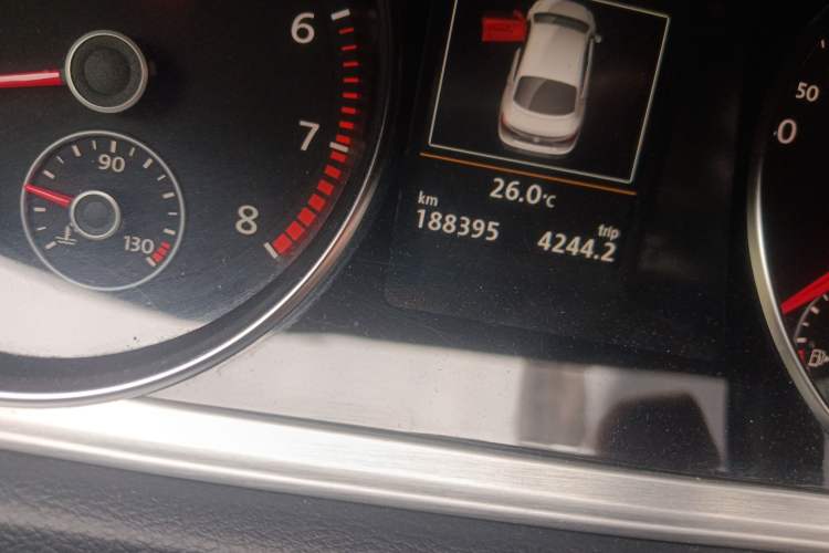 Used Volkswagen FAW-Volkswagen CC 2015 1.8TSI Luxury Model