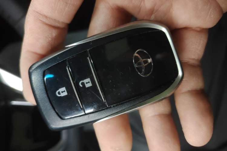 Used Toyota Harrier 2023 2.0L CVT Two-Wheel Drive Deluxe Edition