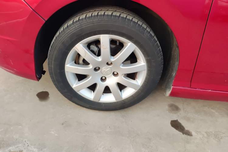 Used Peugeot 308 2014 Enjoy Edition Classic 1.6L Manual YouShang Model
