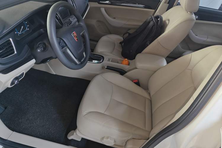 Used Roewe 360 2015 1.5L Automatic Luxury Edition
