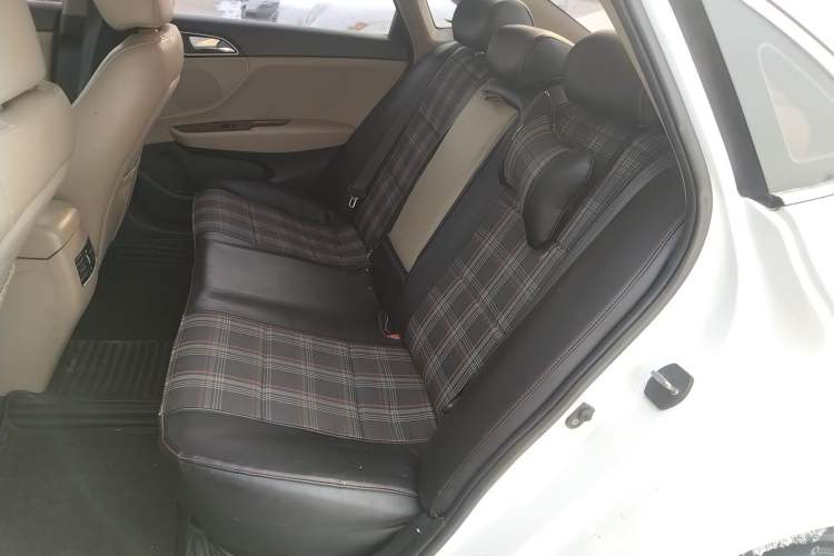 Used Hyundai Mistra 2014 1.8L Automatic Deluxe DLX Model
