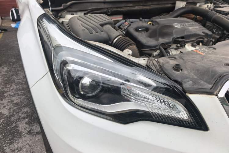 Used Buick Envision 2017 20T Two-Wheel Drive Elite Version
