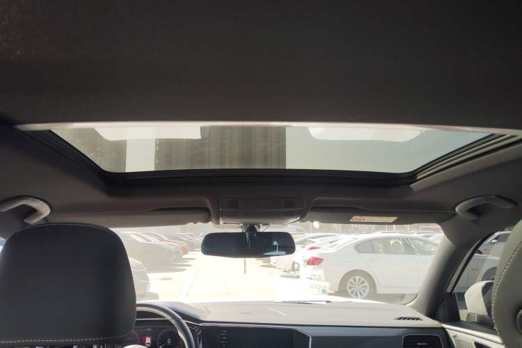 Used Volkswagen Tayron 2020 380TSI All-Wheel Drive R-Line Connected Version
