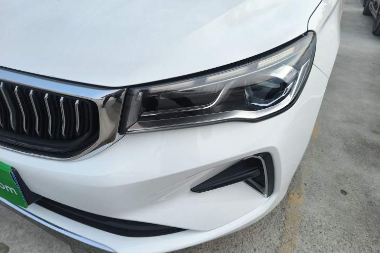 Used Geely Auto Emgrand 2022 4th Generation 1.5L CVT Flagship Model