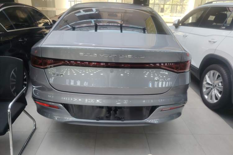 Used BYD Qin PLUS 2023 Champion Edition EV 420KM Leading Model