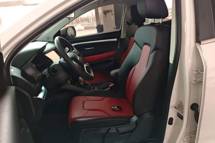 Used Haval H2s 2018 Red-Label 1.5T Dual-Clutch Fashion Edition