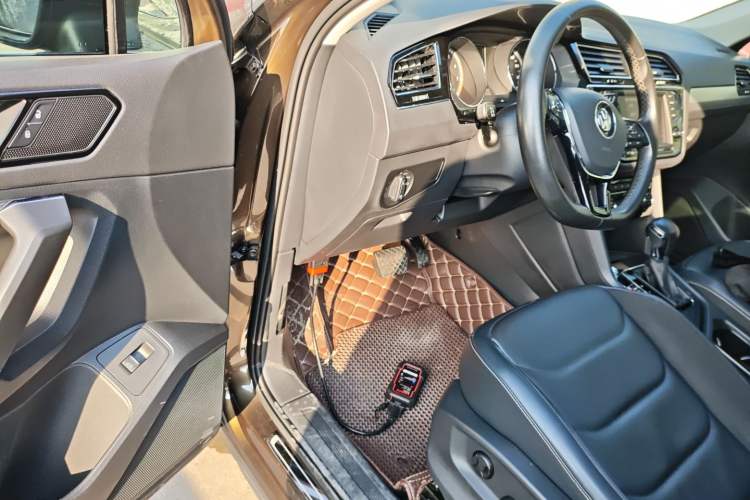 Used Volkswagen Tiguan L 2018 380TSI Automatic All-Wheel Drive Luxury Edition
