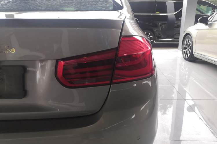 Used BMW 3 Series 2018 318Li
