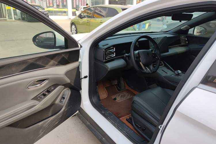 Used BYD Qin L 2024 DM-i 80KM Beyond Model