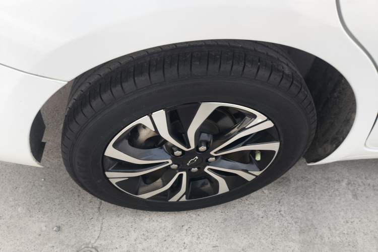 Used Chevrolet Monza 2019 RS 330T Automatic Comfort Edition China VI Standard