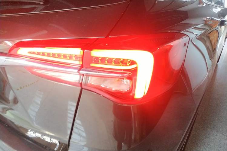 Used Buick Envision 2020 20T Two-Wheel Drive Leading Version
