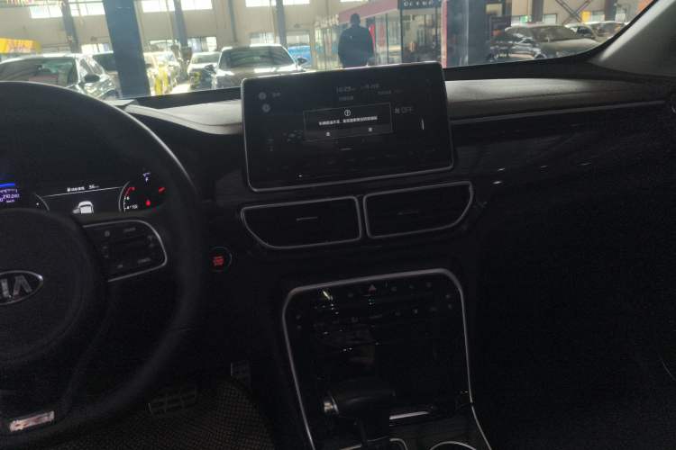 Used Kia KX5 2019 1.6T Automatic Two-Wheel Drive Luxury Edition
