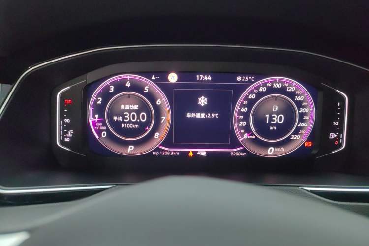 Used Volkswagen Magotan 2025 Zhongxiang Version 330TSI DSG Luxury Edition
