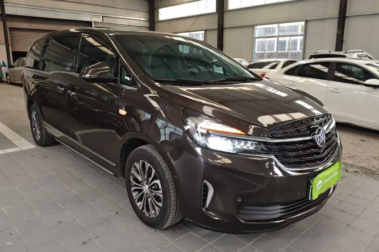 Used Buick GL8 2021 Land Cruiser Executive 652T Premium Model
