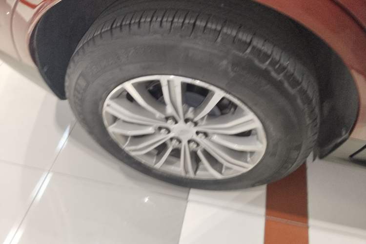 Used Cadillac XT5 2016 25T Luxury Model
