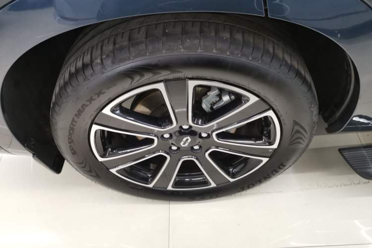 Used Hima AITO M7 2024 1.5T Intelligent Drive 4WD Ultra Version 5 Seats