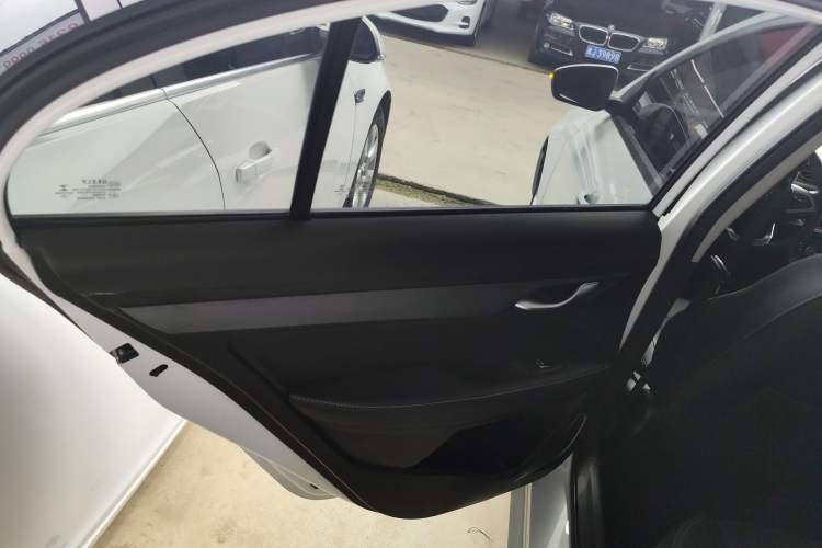 Used Geely Auto Emgrand 2021 UP 1.5L CVT Luxury Model
