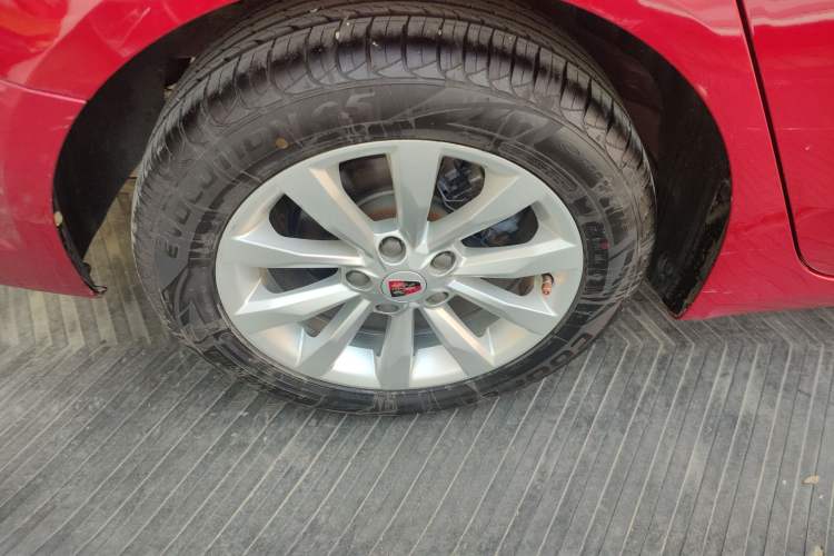 Used Roewe i6 2017 20T Automatic Internet Smart Edition
