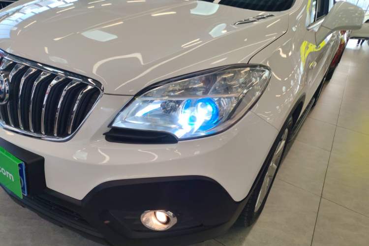 Used Buick Encore 2015 1.4T Automatic Two-Wheel Drive Urban Elite Version
