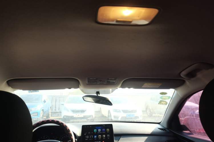 Used Hyundai Celesta 2018 1.6L Automatic GL Enjoyment Edition China VI compliant
