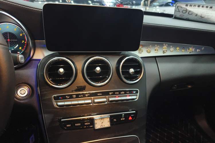 Used Mercedes-Benz C-Class 2019 C 180 L Fashion Edition Sport Version
