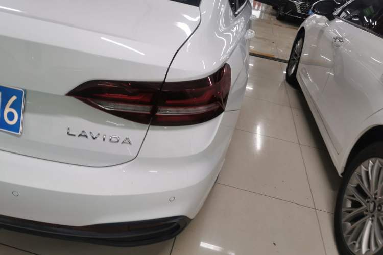 Used Volkswagen Lavida 2023 1.5L Automatic De Yi Edition
