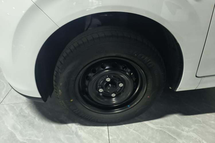 Used Wuling Hongguang New Energy 2024 All-Electric Model 300KM Standard Version