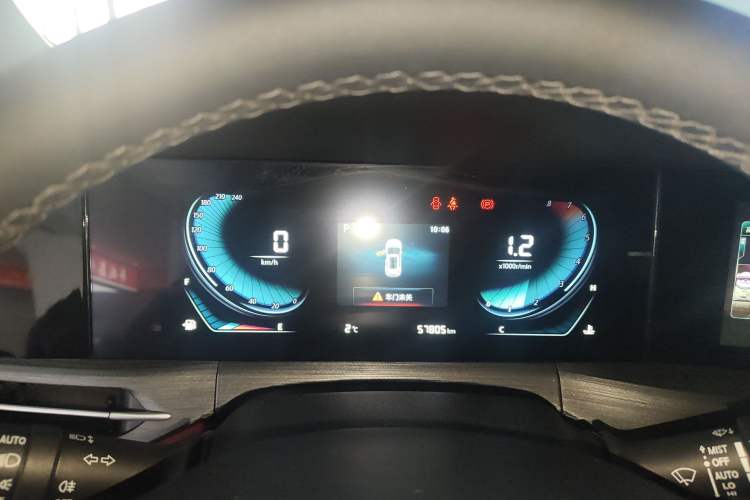 Used Changan CS55PLUS 2021 Blue Whale Edition 1.5T DCT Prestige Model
