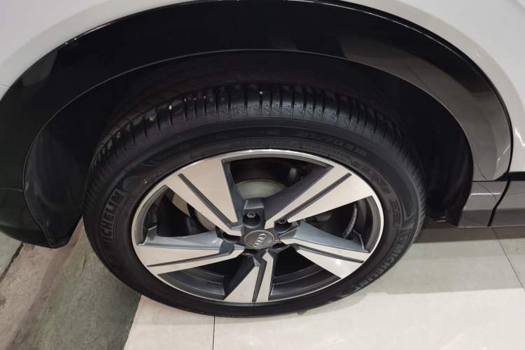 Used Audi Q2L 2021 35 TFSI Fashion Dynamic Model