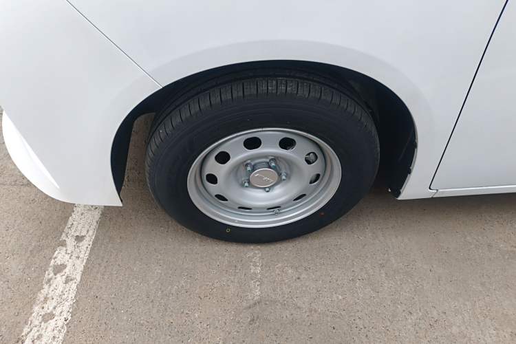 Used  Ruisheng Ace M7 2025 1.6L Manual Standard Wheelbase Comfort Version 5 Seats
