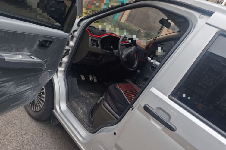 Used Wuling Rongguang S 2023 1.5L Base Version 5/7 Seats
