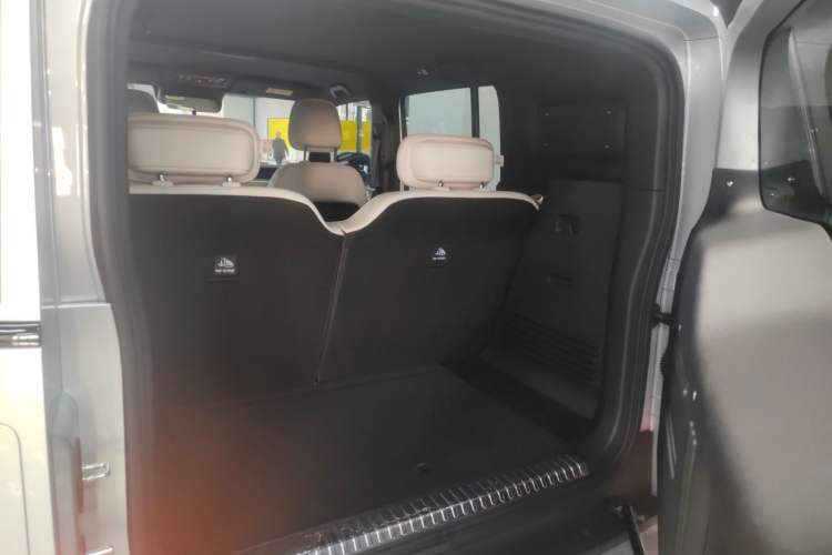 Used  V23 2025 401 Two-Wheel Drive Intelligent Driving Version
