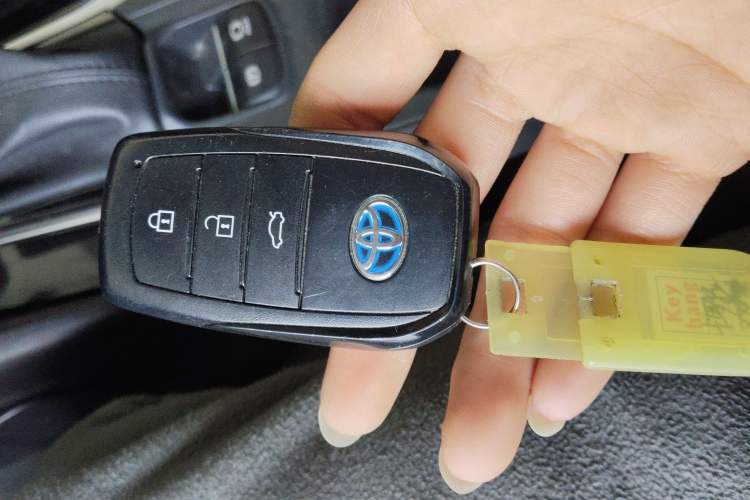 Used Toyota Corolla 2023 1.8L Smart Electric Hybrid Dual-Motor Elite Edition