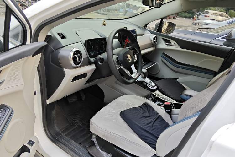 Used BYD Yuan Pro 2023 401 km Deluxe Version
