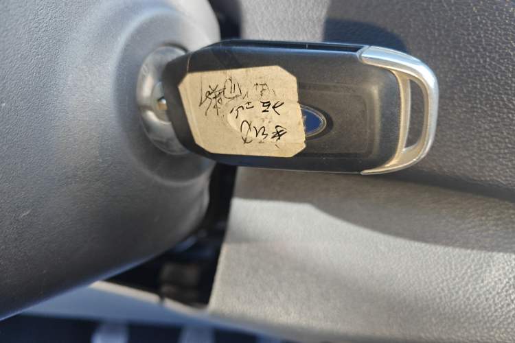 Used Ford Escort 2015 1.5L Manual Fashion Edition