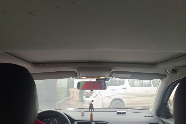 Used Volkswagen Gran Lavida 2013 1.6L Manual Comfort Model