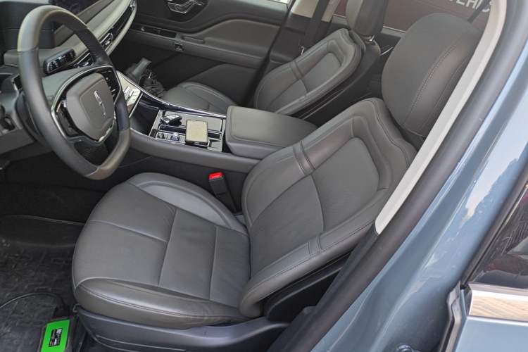 Used Lincoln Aviator 2024 3.0T V6 All-Wheel-Drive Elegance Edition Six Seats
